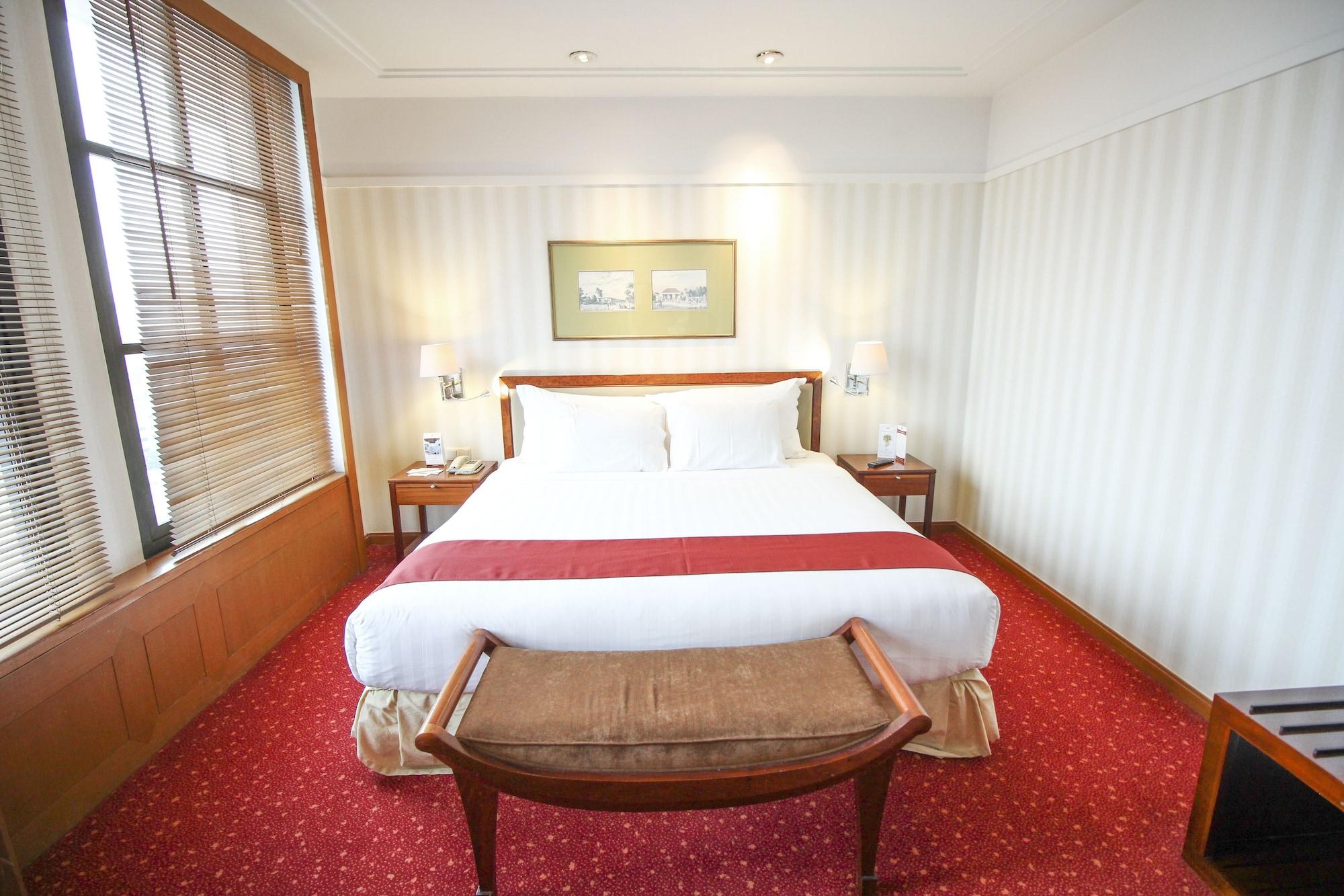 Redtop Hotel & Convention Center Джакарта Экстерьер фото