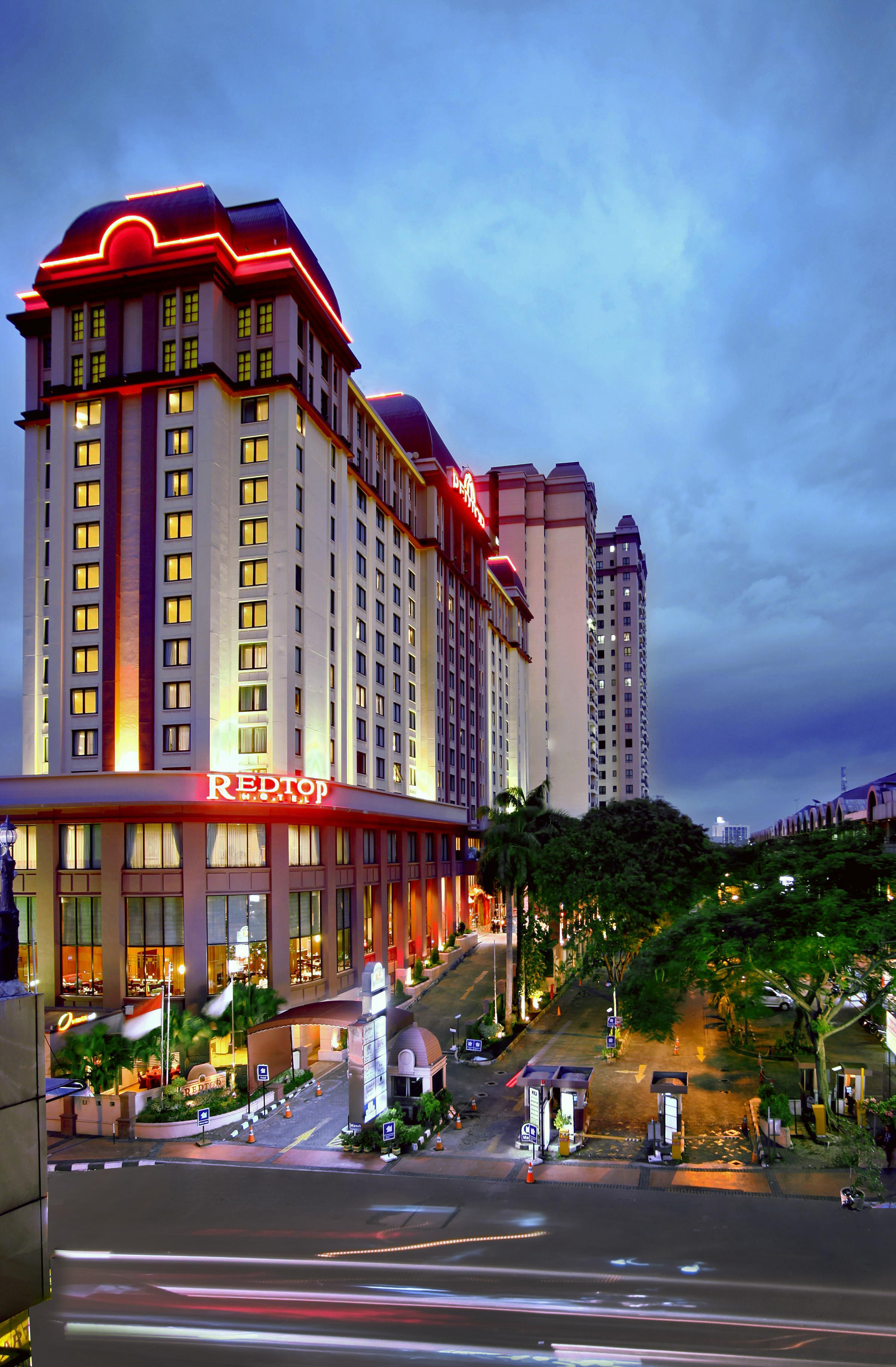 Redtop Hotel & Convention Center Джакарта Экстерьер фото