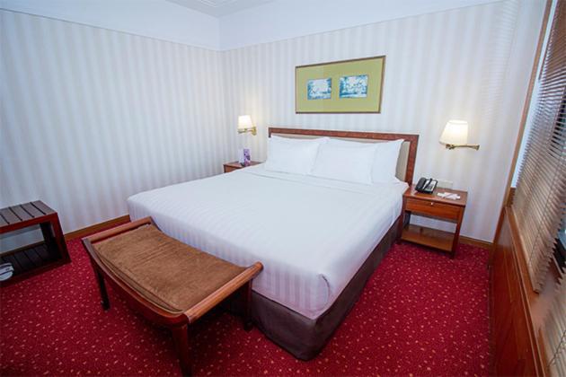 Redtop Hotel & Convention Center Джакарта Экстерьер фото